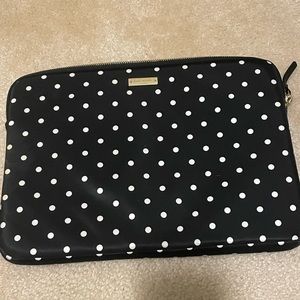 LIKE NEW Kate Spade Laptop Case
